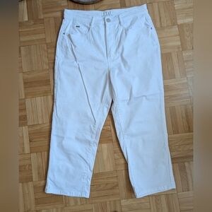 White High-Rise Straight Leg Jeans (3/4)